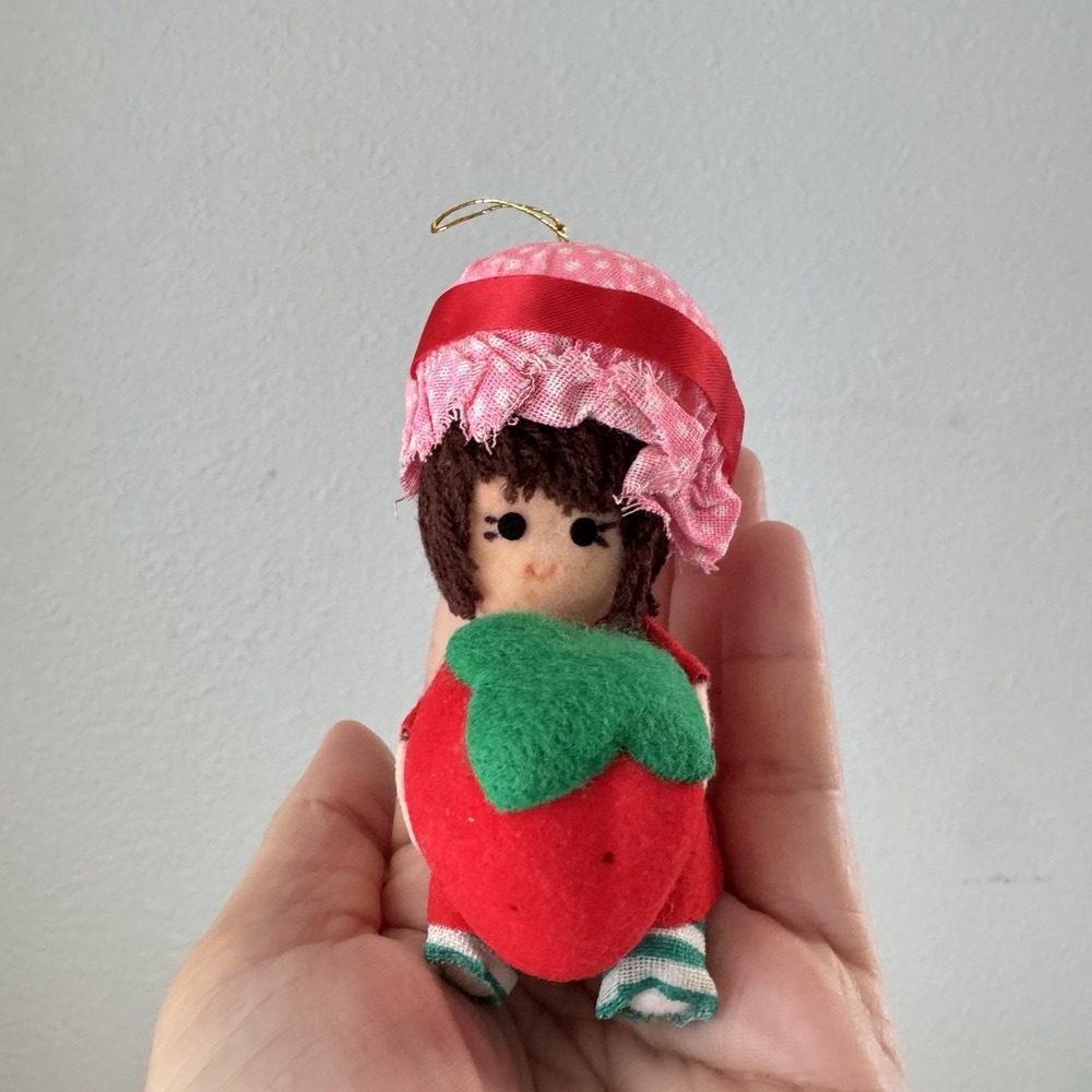 Vtg Strawberry Shortcake? Dolls Christmas Ornament Plush Felted Yarn Hair Kitsch